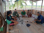 Serka Anton Harianja Lakukan Komunikasi Sosial Dengan Warga Desa Telesung